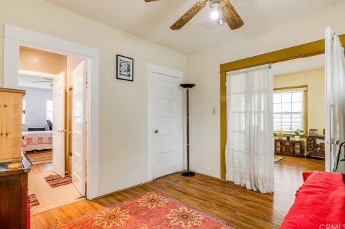 505 Alexander St, Glendale CA 91203-1621 exterior