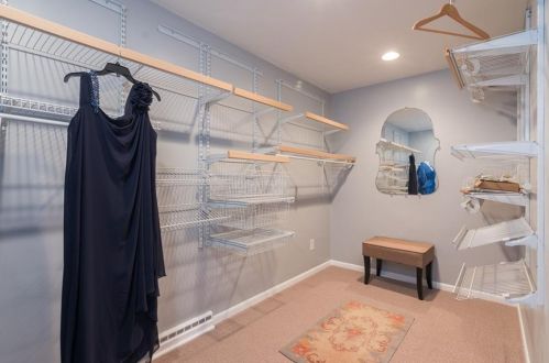 135 Brookside Dr, North Kingstown RI  02852-2005 exterior