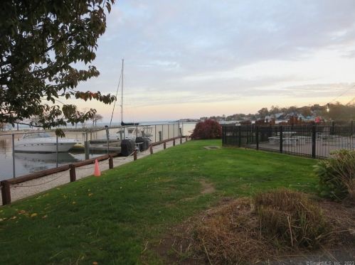 61 Seaview Ave, Stamford CT  06902-6021 exterior