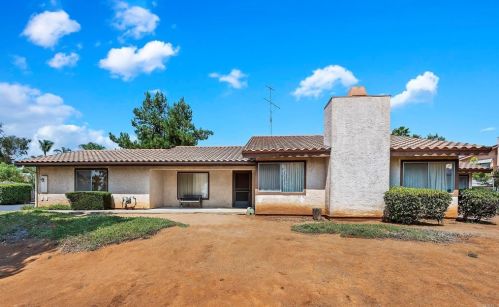 1879 Warmlands Ave, Vista CA  92084-3329 exterior