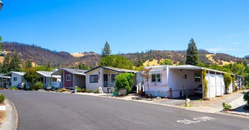250 Hermosa Cir, Santa Rosa CA  95409-3237 exterior