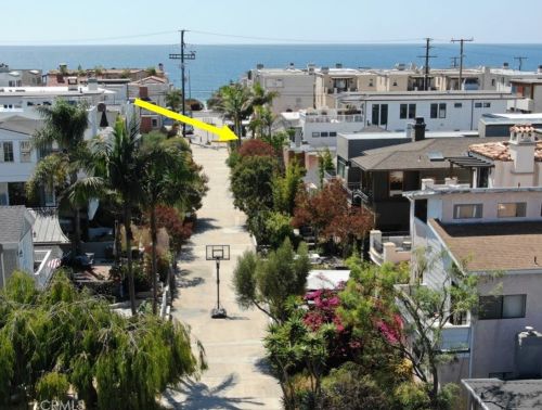 317 8th St, Manhattan Beach CA  90266-5629 exterior