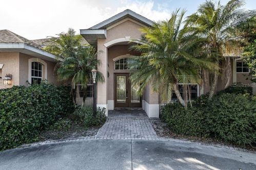 2245 Sonoma Dr, Nokomis FL  34275-5807 exterior