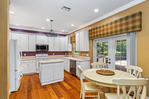 3202 Coconut Grove Rd, Land O Lakes FL  34639-6735 exterior