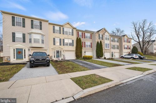 803 Fox Trl, Parkesburg, PA 19365-2170