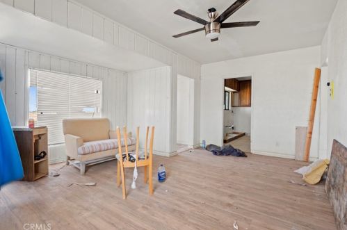 5041 Avenue, Lancaster CA  93534-7428 exterior