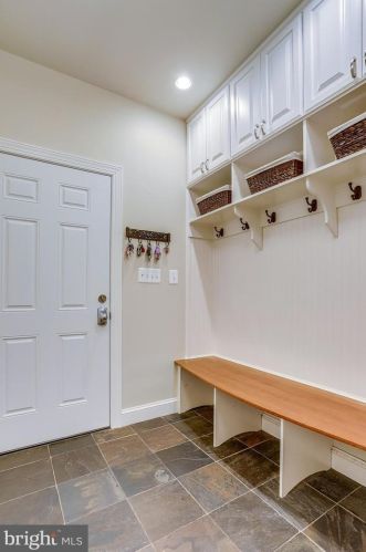 11406 Wild Bramble Way, Herndon VA  20194-1001 exterior