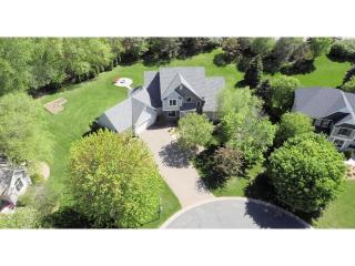 3135 Edgewater Vw, Saint Paul, MN 55125-8707