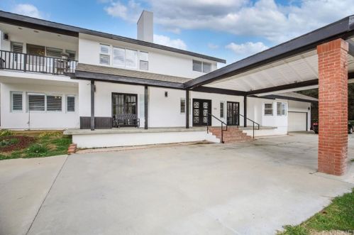 30585 Hasley Canyon Rd, Santa Clarita, CA 91384-3231