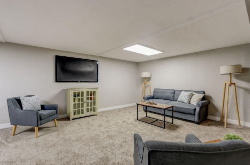 4460 Glenway St, Milwaukee WI 53225-4449 exterior