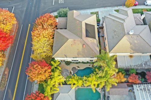 4021 Calistoga Ct, Modesto CA  95356-8987 exterior