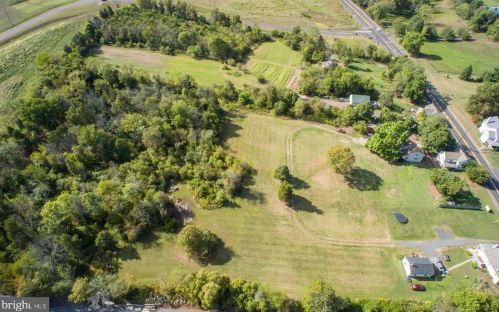 4500 Skippack Pike, Collegeville PA  19473-2033 exterior