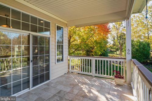 15573 Alderbrook Dr, Haymarket VA  20169-6130 exterior