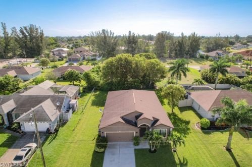 2803 18th Ave, Cape Coral, FL 33904-4044