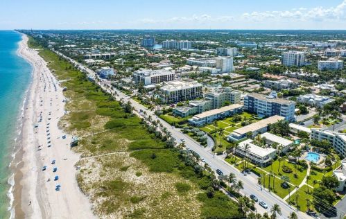 120 Ocean Blvd, Delray Beach FL  33483-6718 exterior