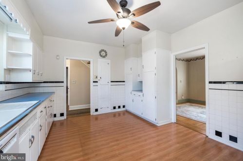 711 Marshall St, Norristown PA 19401-4113 exterior