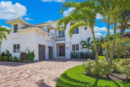 6869 Il Regalo Cir, Naples FL  34109-6818 exterior