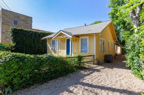 611 31st St, Austin TX  78705-2255 exterior