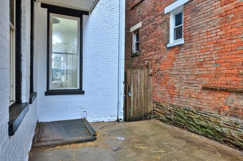 730 Columbia St, Newport KY  41071-1837 exterior