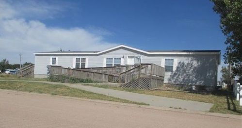 213 30th St, Roscoe, NE 69153-3234