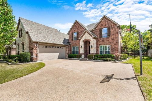 903 Canvasback Ct, Euless, TX 76039-2188