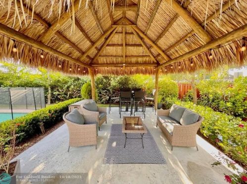 1630 118th Ter, Hollywood FL  33026-2546 exterior