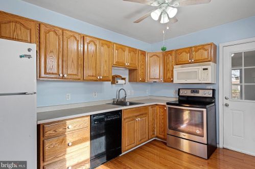 22 Strawbridge Ave, New Castle DE  19720-1501 exterior