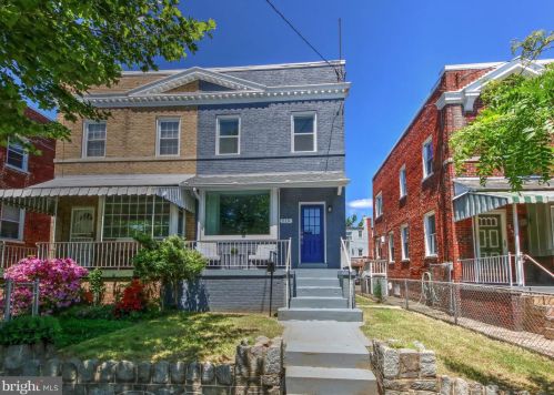 719 Tuckerman St, Washington, DC 20011-1221
