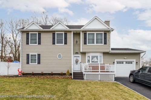 631 Alabama Ave, Bricktown NJ  08724-1203 exterior