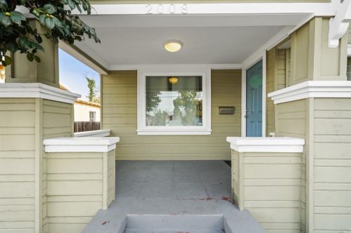 2008 84th Ave, Oakland CA  94621-1711 exterior