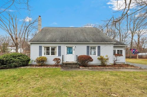 25 Fanton Rd, Danbury, CT 06811-3011