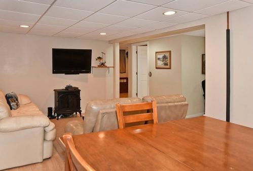 2855 2nd Ave, Faribault MN  55021-1902 exterior