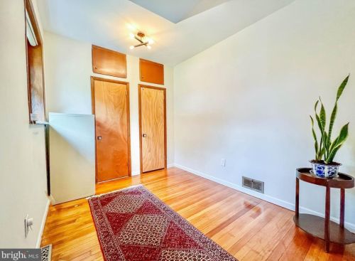 718 Columbia Ave, Lansdale PA 19446-3311 exterior