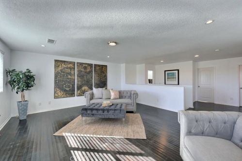 53221 Savannah Ct, Lake Elsinore CA  92532-1623 exterior