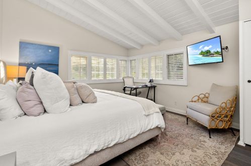 1430 Greenworth Pl, Santa Barbara CA exterior