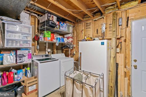 10909 Heatherwood Dr, Spotsylvania VA  22553-1669 exterior