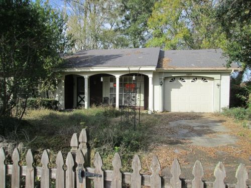3437 Norland Ct, Tarpon Springs, FL 34691-1312
