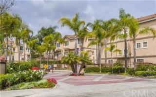 14001 Lemoli Ave, Hawthorne, CA 90250-8856