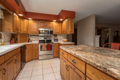 1213 Lark St, Alex MN 56308-2312 exterior