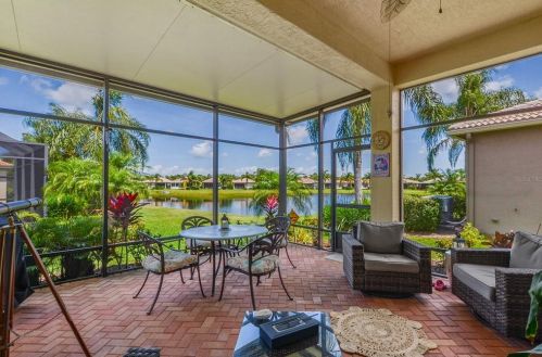 15791 Crystal Waters Dr, Wimauma, FL 33598-4018