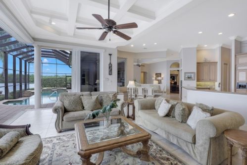 196 Starfish Ct, Marco Island FL  34145-4730 exterior