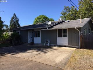 3424 Virginia Ave, Springfield OR  97478-6368 exterior