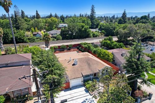 3444 Spring St, Redwood City CA  94063-4219 exterior