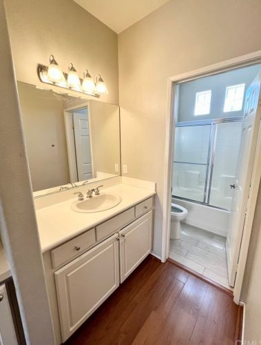 1512 Timberwood, Irvine CA  92620-0285 exterior