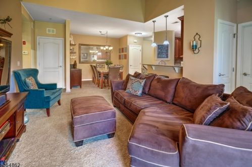 805 Brook Hollow Dr, Whippany NJ  07981 exterior