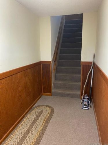 1 Hotchkiss St, Kensington CT  06037-2167 exterior