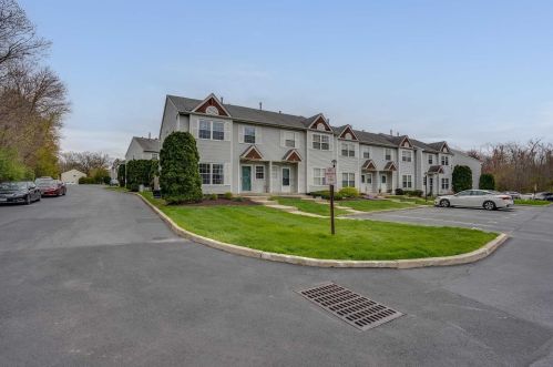 256 Quassaick Ave, Newburgh, NY 12553-7655