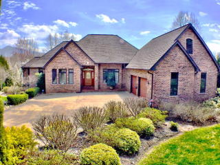 330 Country Walk, Franklin, NC 28734-9594