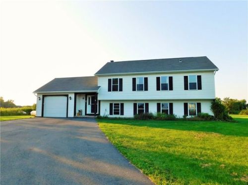 16177 Lakeshore Rd, Kendall NY  exterior