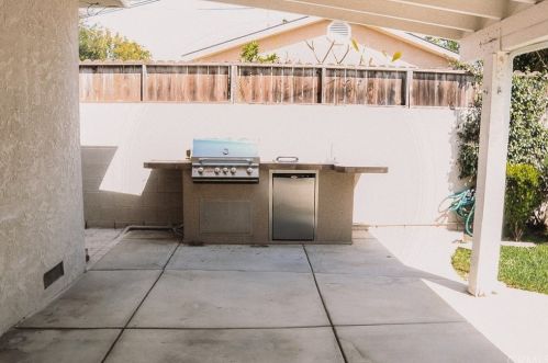 5506 Norwalk Blvd, Whittier CA 90606-2157 exterior